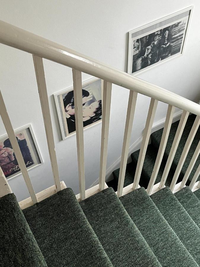 Beautiful 3Bd Flat In Archway Londonアパートメント エクステリア 写真