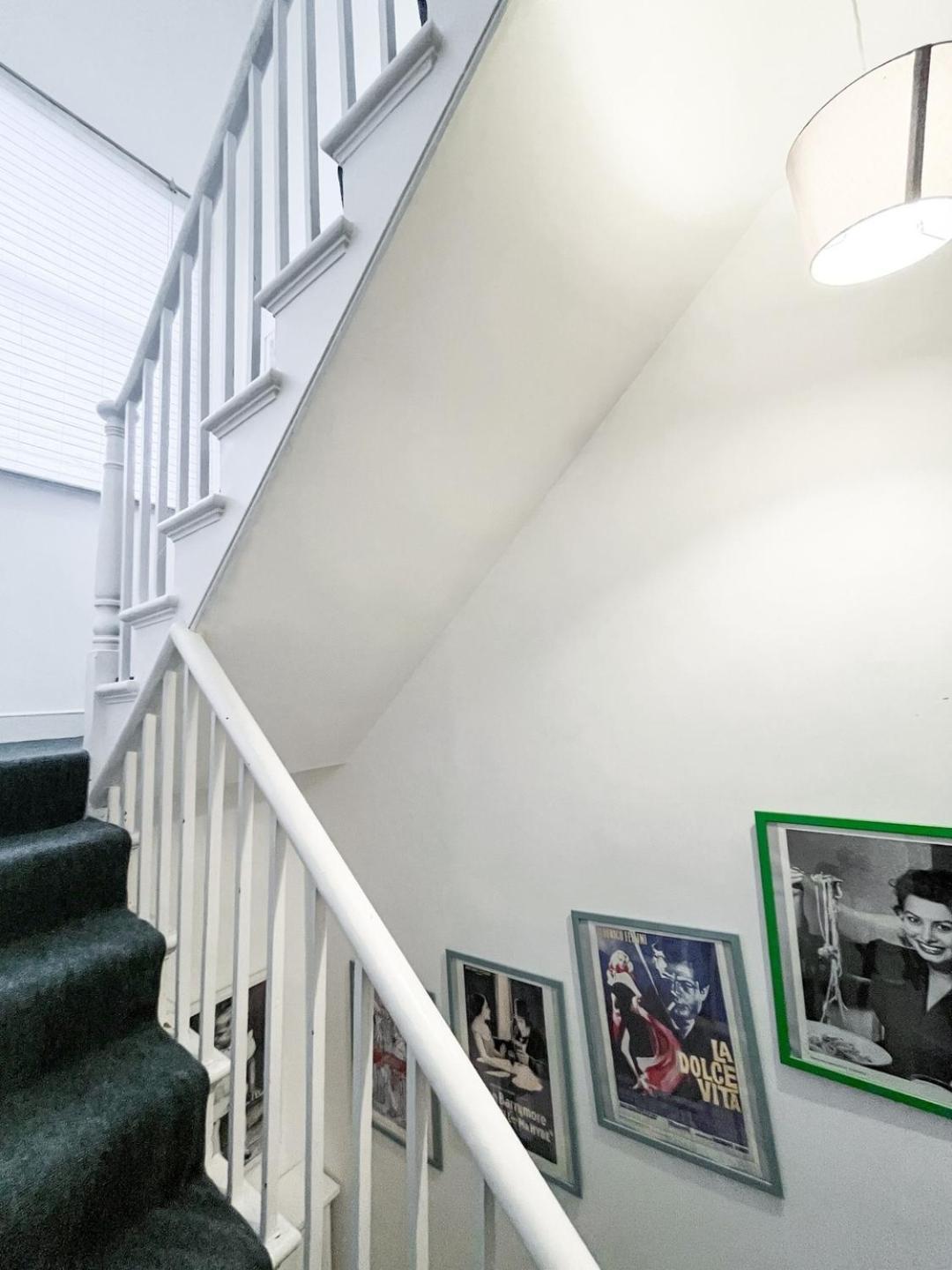 Beautiful 3Bd Flat In Archway Londonアパートメント エクステリア 写真